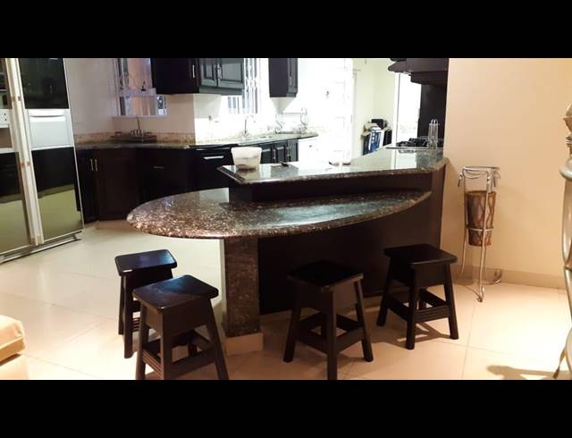 5 BEDROOM HOUSE FOR SALE IN SOMERSET PARK